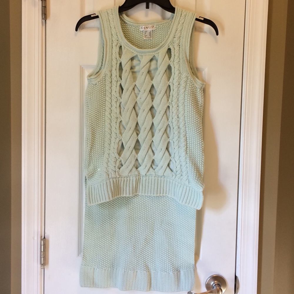 Venus Sea-foam Green Sleeveless Sweater